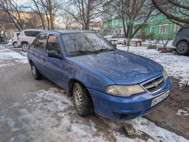 Синій Деу Нексія, об'ємом двигуна 1.5 л та пробігом 130 тис. км за 850 $, фото 1 на Automoto.ua