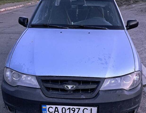 Синій Деу Нексія, об'ємом двигуна 1.5 л та пробігом 258 тис. км за 2700 $, фото 1 на Automoto.ua