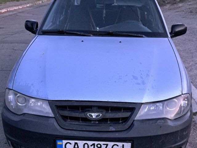 Синій Деу Нексія, об'ємом двигуна 1.5 л та пробігом 258 тис. км за 1700 $, фото 1 на Automoto.ua
