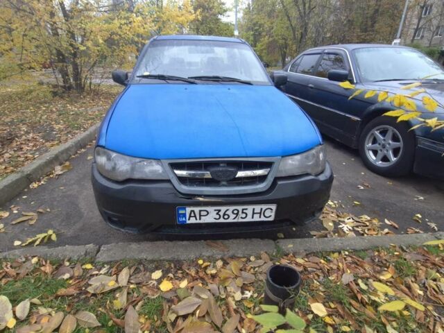 Синий Дэу Нексия, объемом двигателя 0 л и пробегом 200 тыс. км за 800 $, фото 1 на Automoto.ua