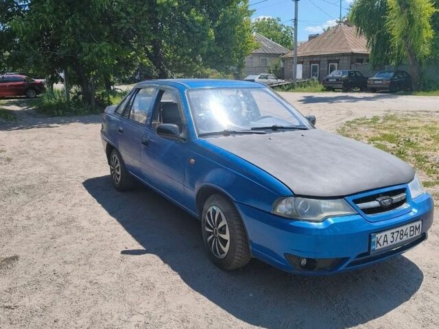 Синий Дэу Нексия, объемом двигателя 1.5 л и пробегом 250 тыс. км за 1550 $, фото 1 на Automoto.ua