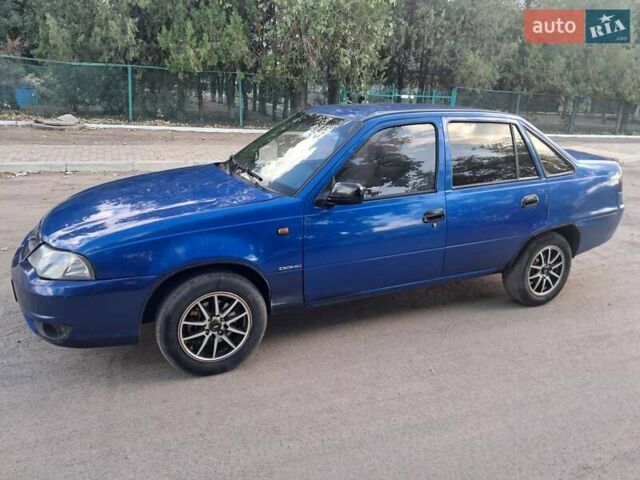 Синій Деу Нексія, об'ємом двигуна 1.6 л та пробігом 186 тис. км за 2000 $, фото 1 на Automoto.ua