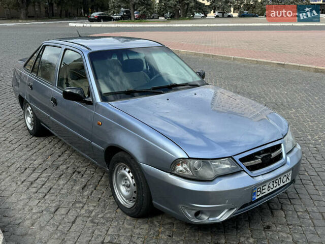 Синий Дэу Нексия, объемом двигателя 1.6 л и пробегом 180 тыс. км за 2500 $, фото 1 на Automoto.ua