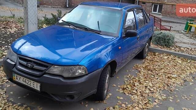 Синій Деу Нексія, об'ємом двигуна 1.5 л та пробігом 290 тис. км за 2500 $, фото 1 на Automoto.ua