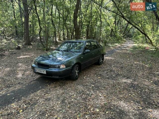 Зелений Деу Нексія, об'ємом двигуна 1.5 л та пробігом 350 тис. км за 2300 $, фото 1 на Automoto.ua