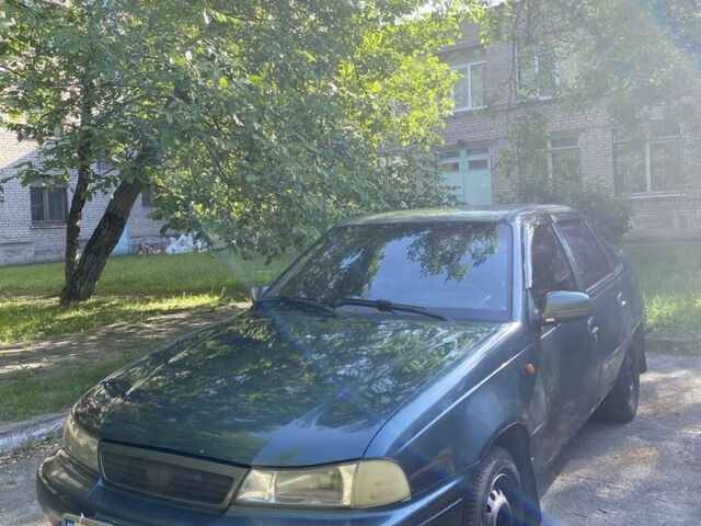 Зеленый Дэу Нексия, объемом двигателя 1.5 л и пробегом 288 тыс. км за 1000 $, фото 1 на Automoto.ua