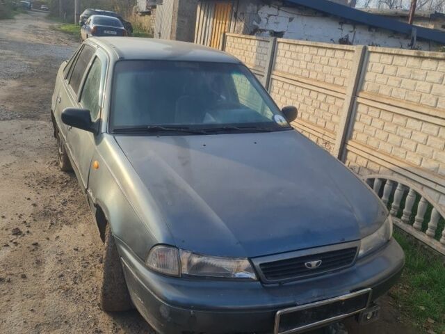 Зелений Деу Нексія, об'ємом двигуна 1.5 л та пробігом 200 тис. км за 800 $, фото 1 на Automoto.ua