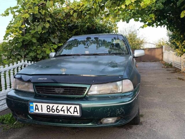 Зеленый Дэу Нексия, объемом двигателя 1.5 л и пробегом 300 тыс. км за 1000 $, фото 1 на Automoto.ua
