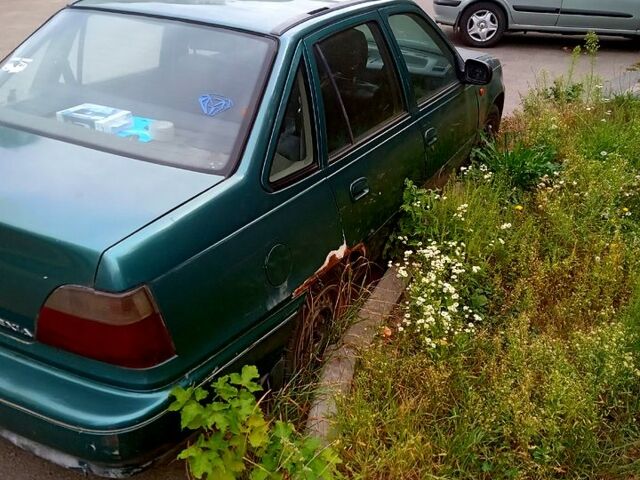 Зеленый Дэу Нексия, объемом двигателя 1.5 л и пробегом 0 тыс. км за 290 $, фото 1 на Automoto.ua