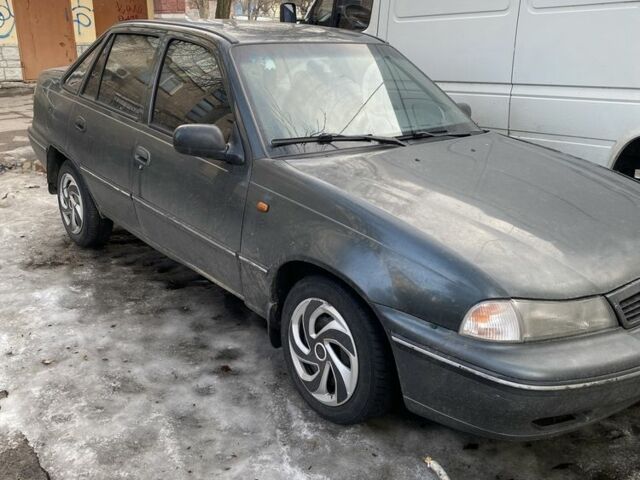 Зелений Деу Нексія, об'ємом двигуна 1.5 л та пробігом 250 тис. км за 1000 $, фото 1 на Automoto.ua