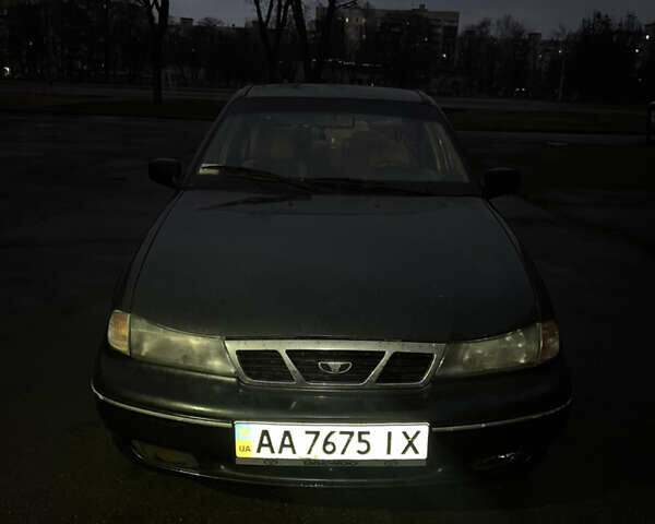 Зеленый Дэу Нексия, объемом двигателя 1.5 л и пробегом 169 тыс. км за 900 $, фото 1 на Automoto.ua