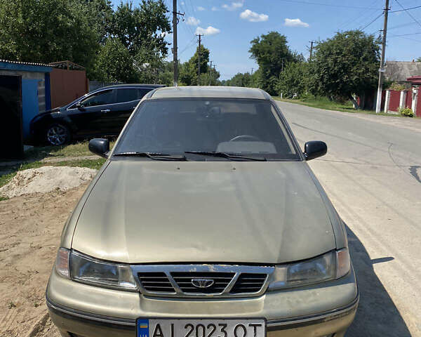 Зеленый Дэу Нексия, объемом двигателя 1.5 л и пробегом 140 тыс. км за 1800 $, фото 1 на Automoto.ua