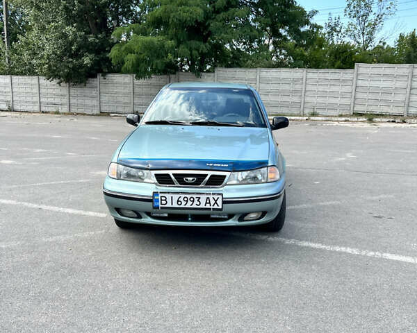 Зеленый Дэу Нексия, объемом двигателя 1.5 л и пробегом 341 тыс. км за 2500 $, фото 1 на Automoto.ua