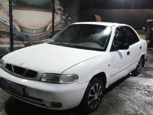 Белый Дэу Нубира, объемом двигателя 1.6 л и пробегом 235 тыс. км за 650 $, фото 1 на Automoto.ua