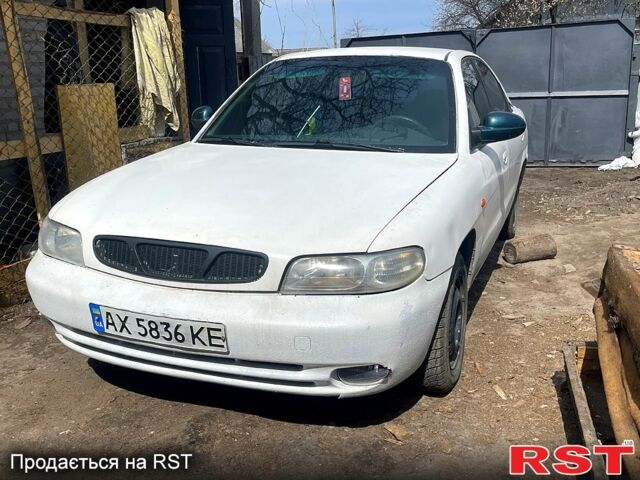 Белый Дэу Нубира, объемом двигателя 1.6 л и пробегом 301 тыс. км за 1700 $, фото 1 на Automoto.ua
