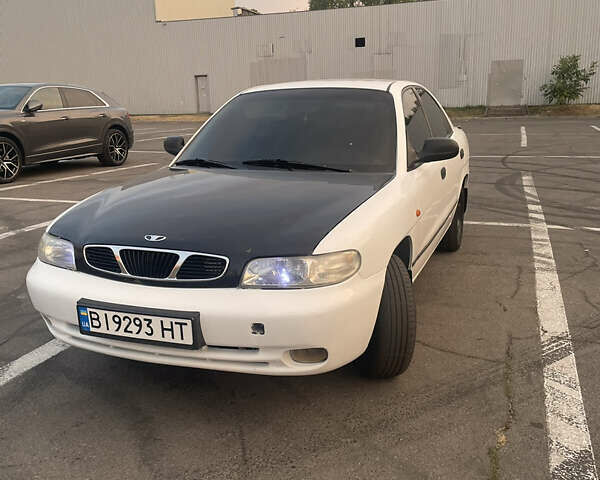 Белый Дэу Нубира, объемом двигателя 1.6 л и пробегом 268 тыс. км за 2050 $, фото 1 на Automoto.ua