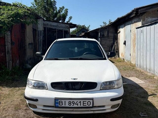 Белый Дэу Нубира, объемом двигателя 1.6 л и пробегом 244 тыс. км за 1500 $, фото 1 на Automoto.ua