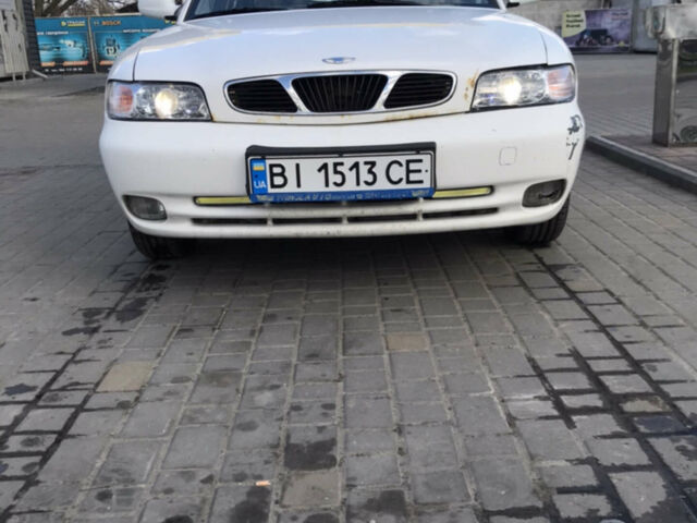 Білий Деу Нубіра, об'ємом двигуна 1.6 л та пробігом 206 тис. км за 2000 $, фото 1 на Automoto.ua