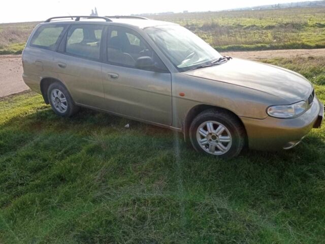 Бежевый Дэу Нубира, объемом двигателя 0 л и пробегом 200 тыс. км за 2000 $, фото 1 на Automoto.ua