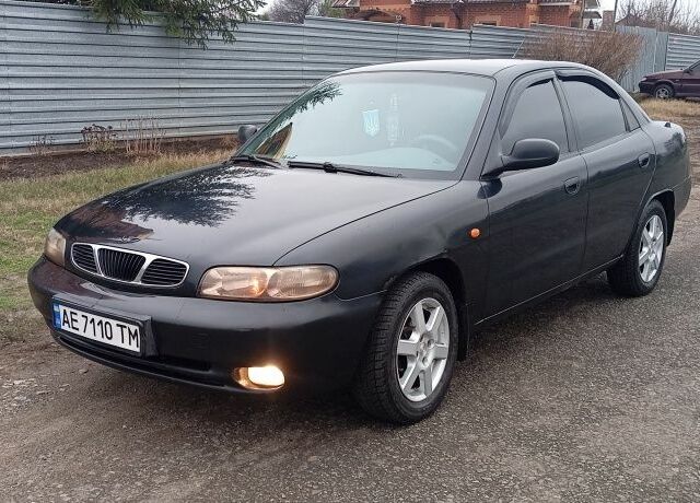 Черный Дэу Нубира, объемом двигателя 1.6 л и пробегом 3 тыс. км за 1650 $, фото 1 на Automoto.ua