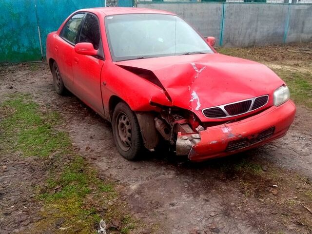 Червоний Деу Нубіра, об'ємом двигуна 1.6 л та пробігом 0 тис. км за 710 $, фото 1 на Automoto.ua