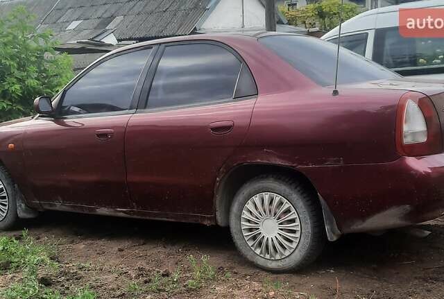 Червоний Деу Нубіра, об'ємом двигуна 1.6 л та пробігом 185 тис. км за 1600 $, фото 1 на Automoto.ua