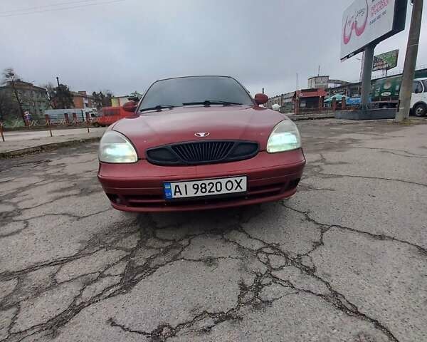 Красный Дэу Нубира, объемом двигателя 2 л и пробегом 350 тыс. км за 1500 $, фото 1 на Automoto.ua