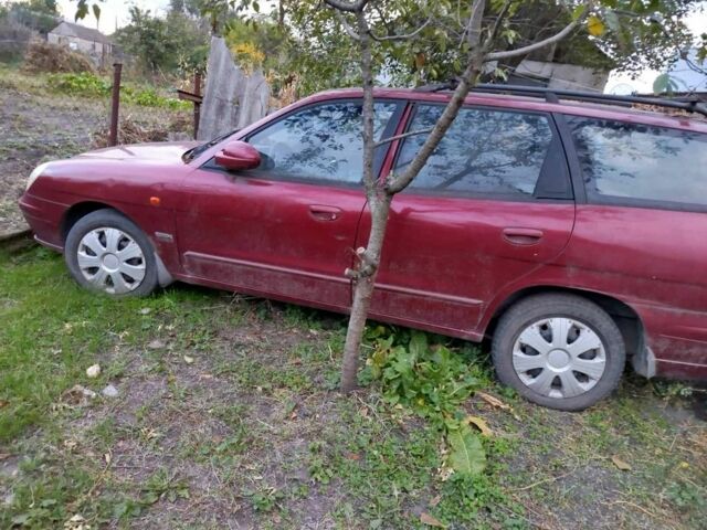 Красный Дэу Нубира, объемом двигателя 0 л и пробегом 200 тыс. км за 800 $, фото 1 на Automoto.ua