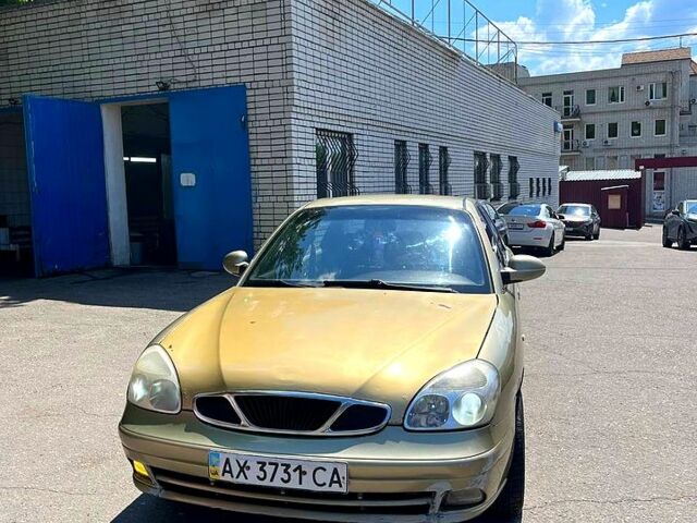 Жовтий Деу Нубіра, об'ємом двигуна 2 л та пробігом 310 тис. км за 2200 $, фото 1 на Automoto.ua
