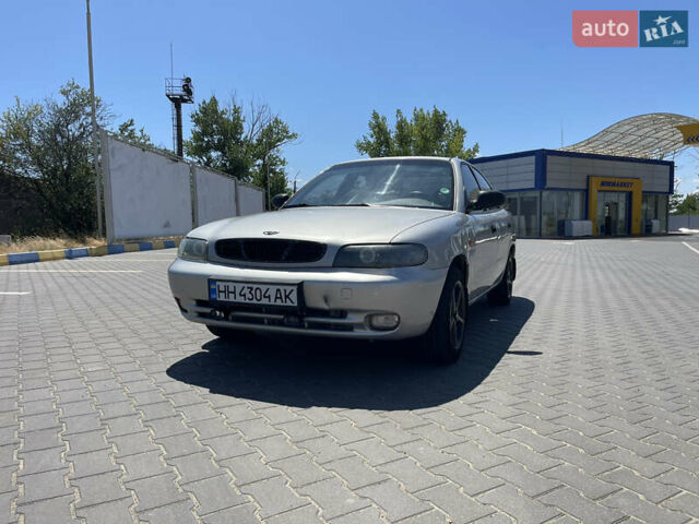 Серый Дэу Нубира, объемом двигателя 1.6 л и пробегом 280 тыс. км за 1799 $, фото 1 на Automoto.ua