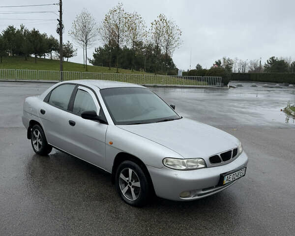 Серый Дэу Нубира, объемом двигателя 1.6 л и пробегом 310 тыс. км за 1250 $, фото 1 на Automoto.ua