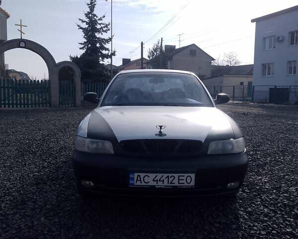 Серый Дэу Нубира, объемом двигателя 1.6 л и пробегом 330 тыс. км за 1600 $, фото 1 на Automoto.ua