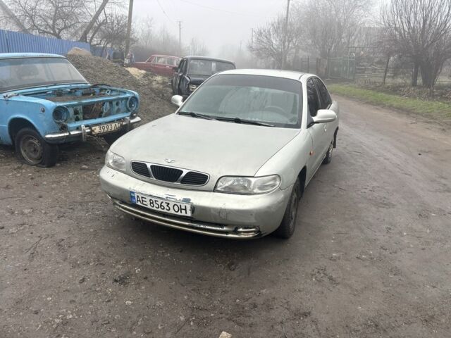 Серый Дэу Нубира, объемом двигателя 1.6 л и пробегом 200 тыс. км за 616 $, фото 1 на Automoto.ua