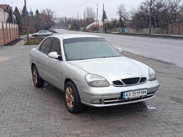 Серый Дэу Нубира, объемом двигателя 1.6 л и пробегом 230 тыс. км за 1850 $, фото 1 на Automoto.ua