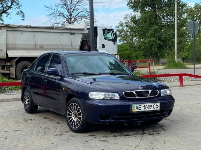 Синий Дэу Нубира, объемом двигателя 1.6 л и пробегом 300 тыс. км за 850 $, фото 1 на Automoto.ua