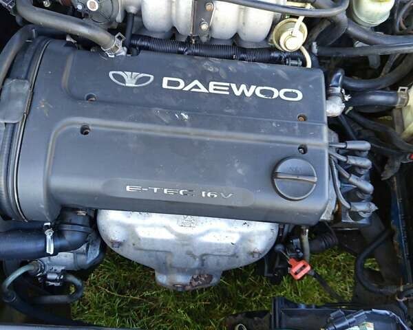 Синій Деу Нубіра, об'ємом двигуна 1.6 л та пробігом 270 тис. км за 1800 $, фото 1 на Automoto.ua