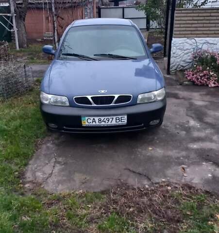 Синий Дэу Нубира, объемом двигателя 1.6 л и пробегом 430 тыс. км за 2200 $, фото 1 на Automoto.ua