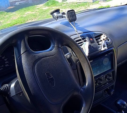 Синій Деу Нубіра, об'ємом двигуна 1.6 л та пробігом 0 тис. км за 1100 $, фото 1 на Automoto.ua