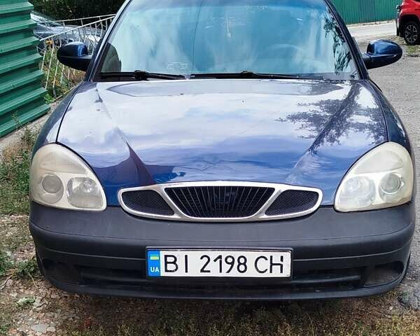 Синий Дэу Нубира, объемом двигателя 2 л и пробегом 200 тыс. км за 1390 $, фото 1 на Automoto.ua