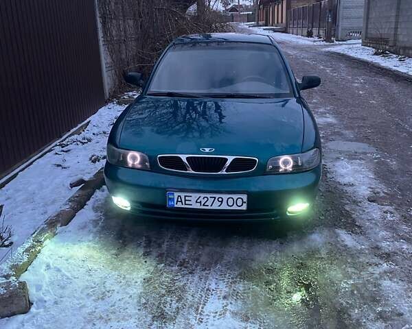 Зеленый Дэу Нубира, объемом двигателя 1.6 л и пробегом 300 тыс. км за 1500 $, фото 1 на Automoto.ua