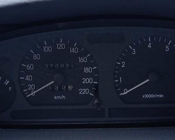 Зеленый Дэу Нубира, объемом двигателя 1.6 л и пробегом 375 тыс. км за 1200 $, фото 1 на Automoto.ua