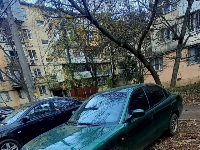 Зеленый Дэу Нубира, объемом двигателя 0 л и пробегом 3 тыс. км за 1300 $, фото 1 на Automoto.ua