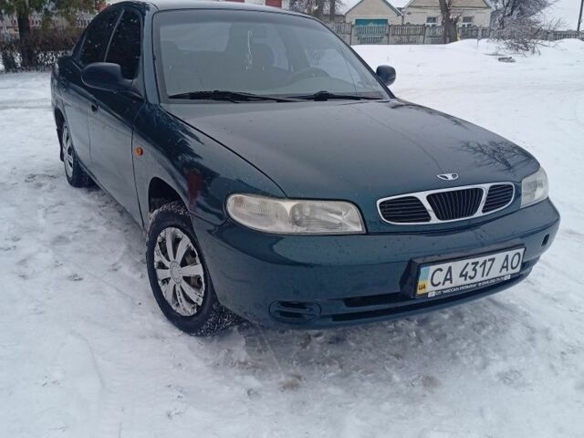 Зеленый Дэу Нубира, объемом двигателя 1.6 л и пробегом 263 тыс. км за 2100 $, фото 1 на Automoto.ua