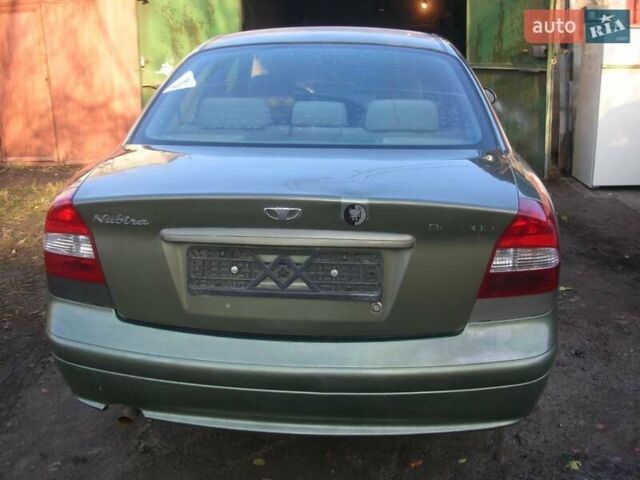 Зеленый Дэу Нубира, объемом двигателя 2 л и пробегом 300 тыс. км за 2600 $, фото 1 на Automoto.ua
