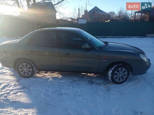 Зеленый Дэу Нубира, объемом двигателя 2 л и пробегом 308 тыс. км за 3300 $, фото 1 на Automoto.ua