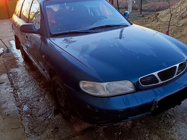 Зеленый Дэу Нубира, объемом двигателя 1.6 л и пробегом 0 тыс. км за 1500 $, фото 1 на Automoto.ua