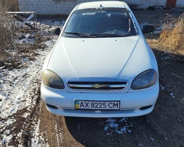 Белый Дэу Сенс, объемом двигателя 1.3 л и пробегом 220 тыс. км за 1600 $, фото 1 на Automoto.ua