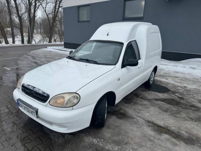 Білий Деу Сенс, об'ємом двигуна 1.5 л та пробігом 200 тис. км за 1900 $, фото 1 на Automoto.ua