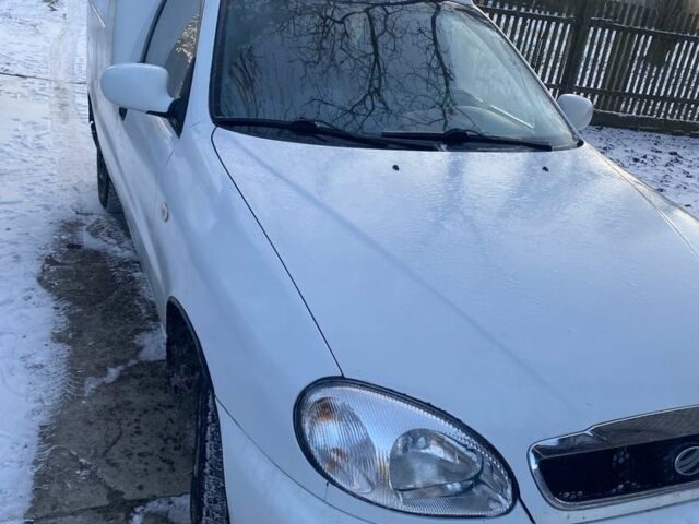 Білий Деу Сенс, об'ємом двигуна 1.5 л та пробігом 200 тис. км за 3000 $, фото 1 на Automoto.ua