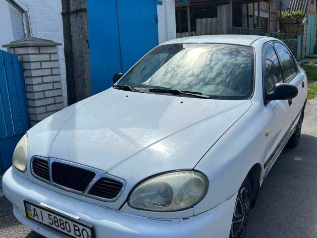 Белый Дэу Сенс, объемом двигателя 1.5 л и пробегом 375 тыс. км за 1500 $, фото 1 на Automoto.ua